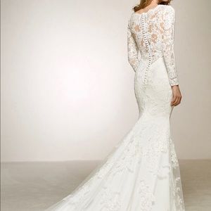 Wedding Dress with lace back.